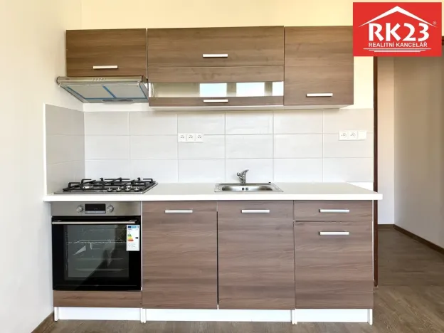 Pronájem bytu 1+1, Mariánské Lázně - Úšovice, Za Tratí, 35 m2