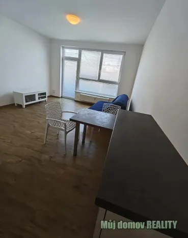 Pronájem bytu 2+kk, Praha - Vysočany, 52 m2