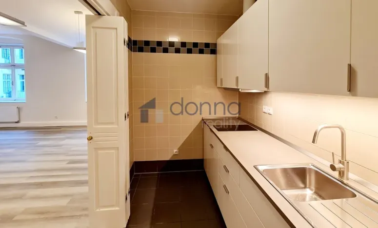 Pronájem bytu 4+kk, Praha, Václavské náměstí, 155 m2