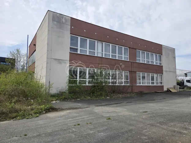 Pronájem obchodního prostoru, Přelouč, Jaselská, 10000 m2