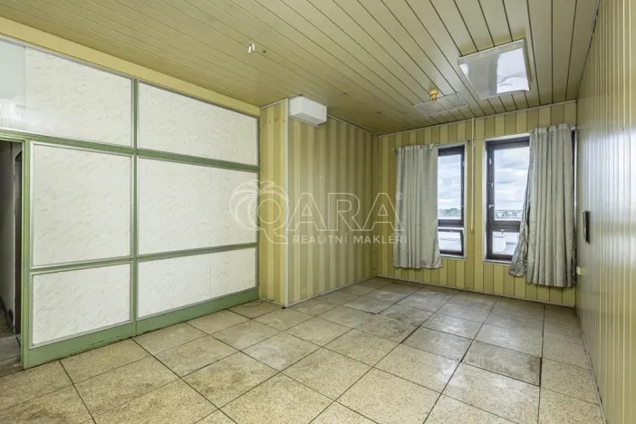 Pronájem obchodního prostoru, Přelouč, Jaselská, 10000 m2
