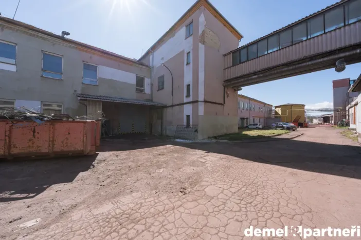 Prodej výrobních prostor, Světlá Hora - Světlá, 6500 m2