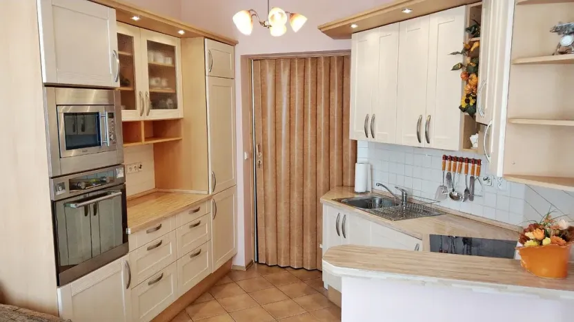 Pronájem bytu 2+kk, Praha, Na Malovance, 42 m2