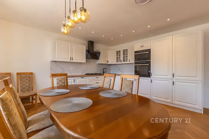 Prodej rodinného domu, Vojkovice, 180 m2