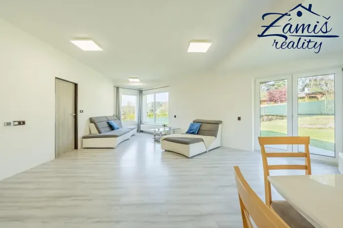 Prodej rodinného domu, Nespeky, Na Mělách, 278 m2