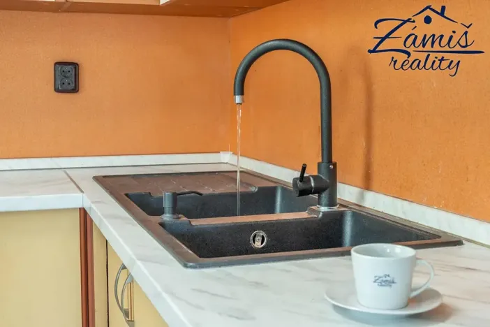 Prodej rodinného domu, Nespeky, Na Mělách, 278 m2