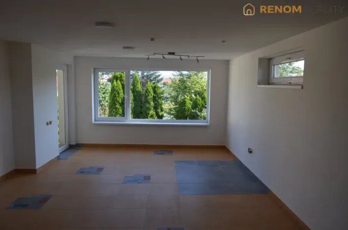 Pronájem bytu 5+1, Olomouc - Chválkovice, Chválkovická, 140 m2