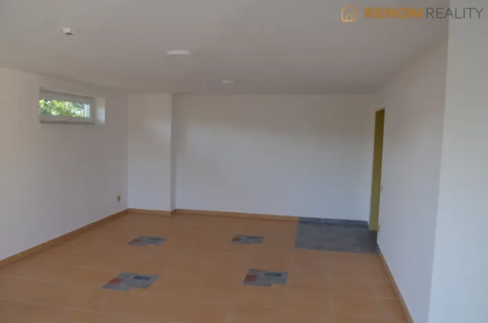 Pronájem bytu 5+1, Olomouc - Chválkovice, Chválkovická, 140 m2