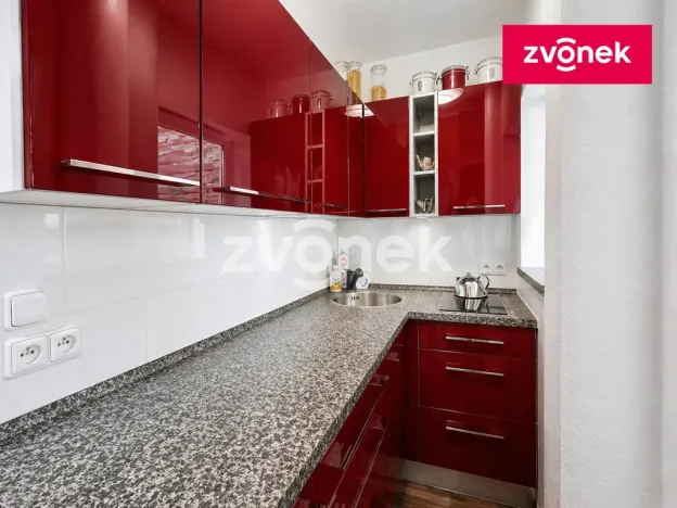 Prodej bytu 1+kk, Zlín, Družstevní, 33 m2