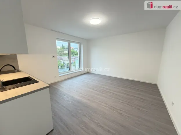 Pronájem bytu 2+kk, Karlovy Vary - Stará Role, Rolavská, 48 m2