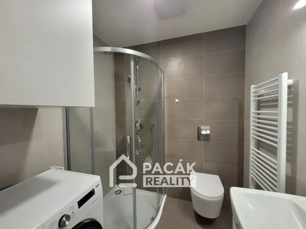 Pronájem bytu 1+kk, Olomouc - Neředín, Frištenského, 32 m2