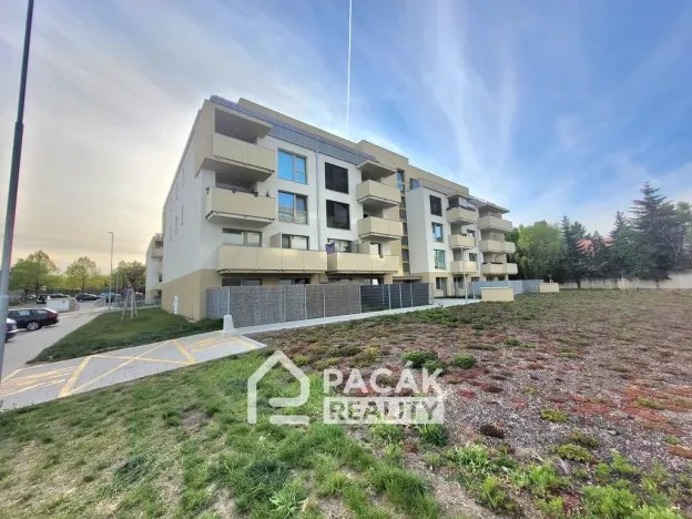 Pronájem bytu 1+kk, Olomouc - Neředín, Frištenského, 32 m2