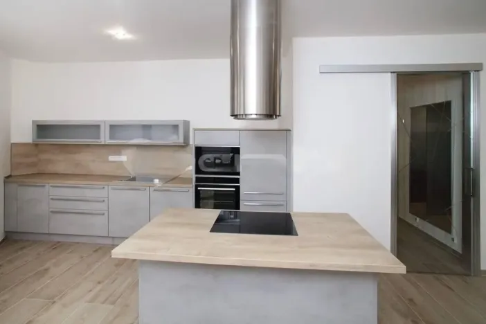 Pronájem bytu 2+kk, Praha - Libeň, Andrštova, 40 m2