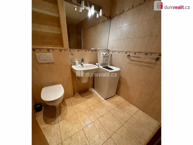 Pronájem bytu 2+1, Zlín, třída Tomáše Bati, 72 m2