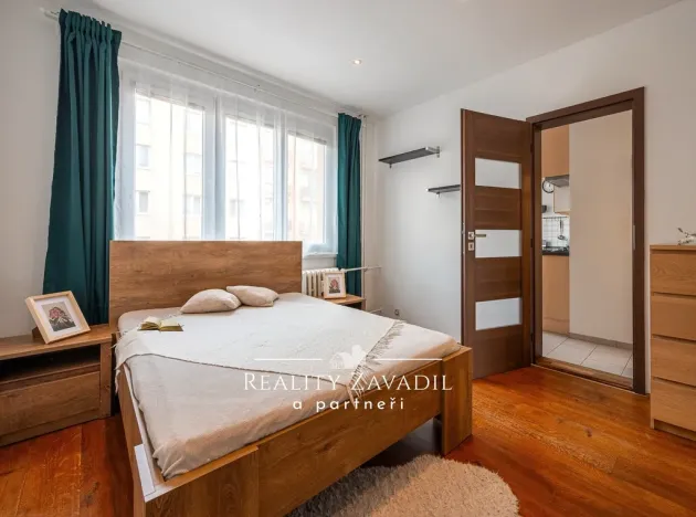 Pronájem bytu 2+1, Praha - Žižkov, Na vrcholu, 52 m2