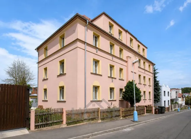 Prodej bytu 2+kk, Teplice, Souběžná, 53 m2