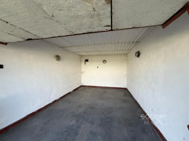 Pronájem garáže, Sadská, U Stadionu, 22 m2
