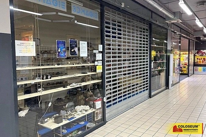 Pronájem obchodního prostoru, Brno - Brno-město, 12 m2