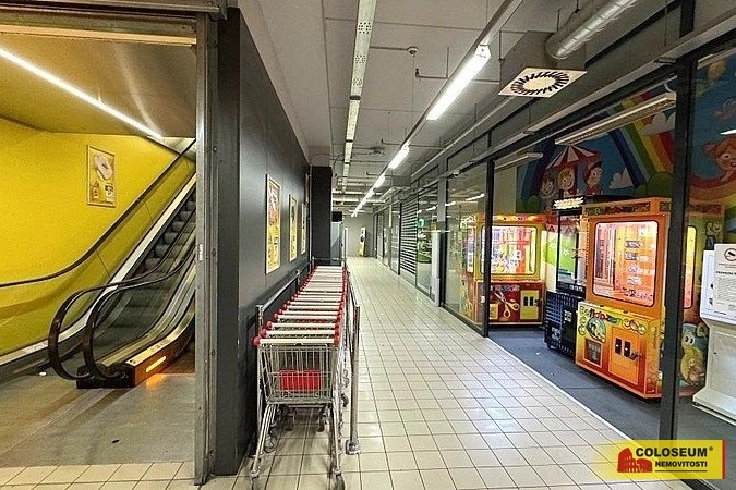 Pronájem obchodního prostoru, Brno - Brno-město, 12 m2