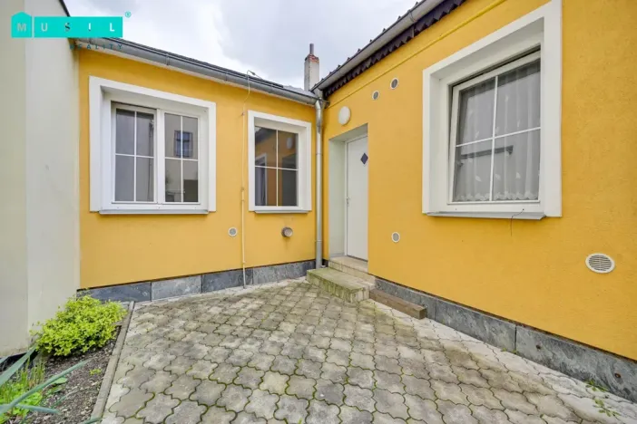Pronájem bytu 1+kk, Šternberk, Bezručova, 45 m2
