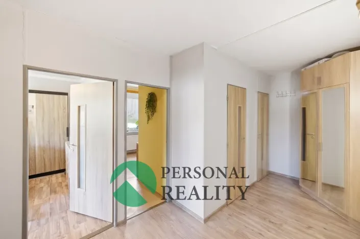 Prodej bytu 3+1, Libčice nad Vltavou, Pod Saharou, 62 m2