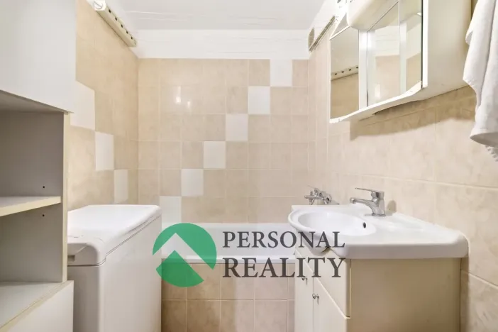 Prodej bytu 3+1, Libčice nad Vltavou, Pod Saharou, 62 m2