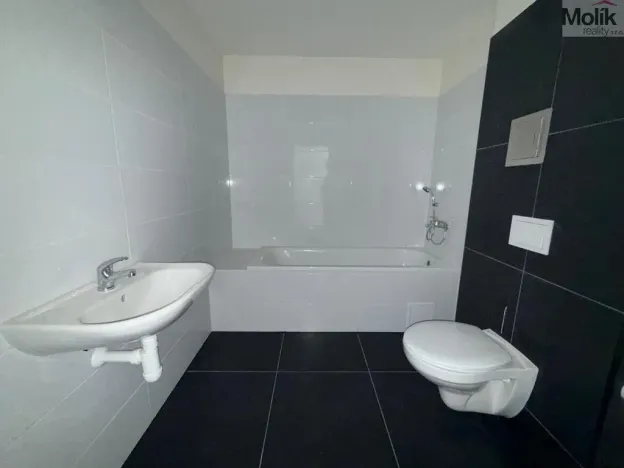 Pronájem bytu 3+kk, Chomutov, Žižkovo náměstí, 97 m2