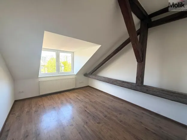 Pronájem bytu 2+kk, Chomutov, 28. října, 58 m2