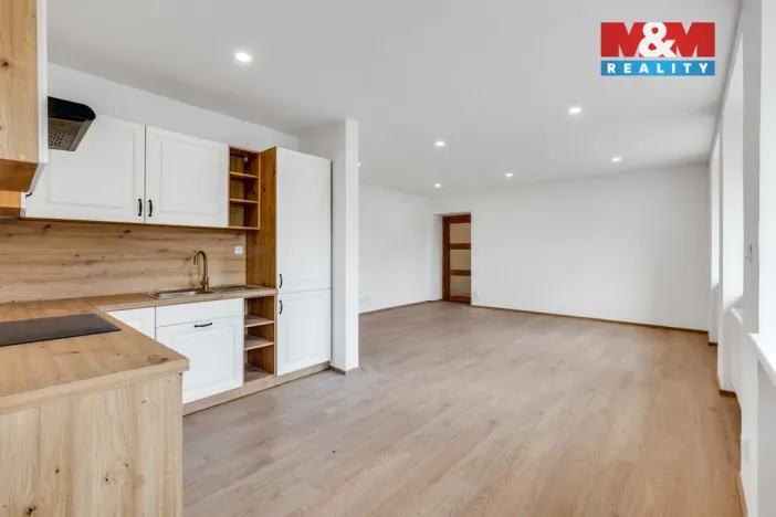 Prodej rodinného domu, Lochovice, 162 m2