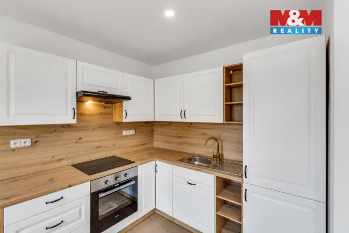 Prodej rodinného domu, Lochovice, 162 m2