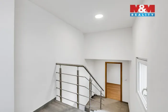 Prodej rodinného domu, Lochovice, 162 m2