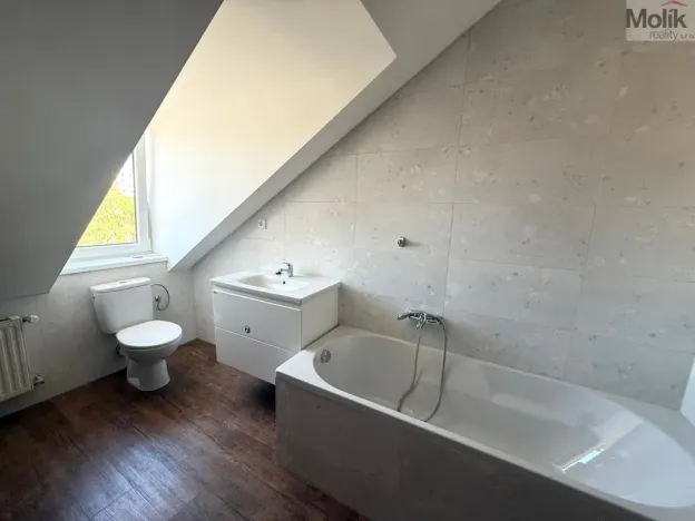 Pronájem bytu 2+kk, Chomutov, 28. října, 72 m2