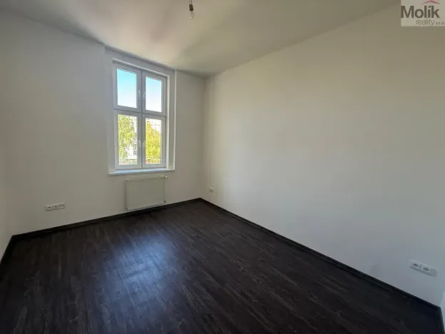 Pronájem bytu 2+1, Chomutov, 28. října, 65 m2