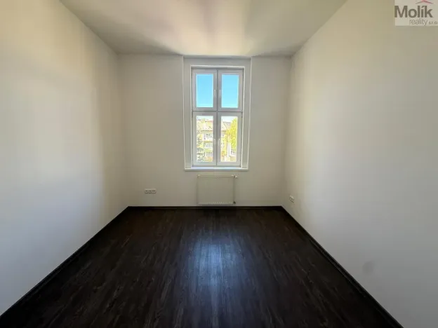 Pronájem bytu 2+1, Chomutov, 28. října, 65 m2