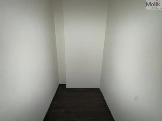 Pronájem bytu 2+1, Chomutov, 28. října, 65 m2