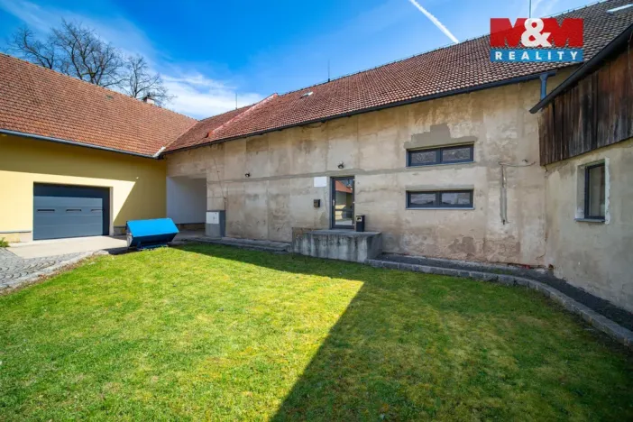 Pronájem výrobních prostor, Albrechtice, 328 m2