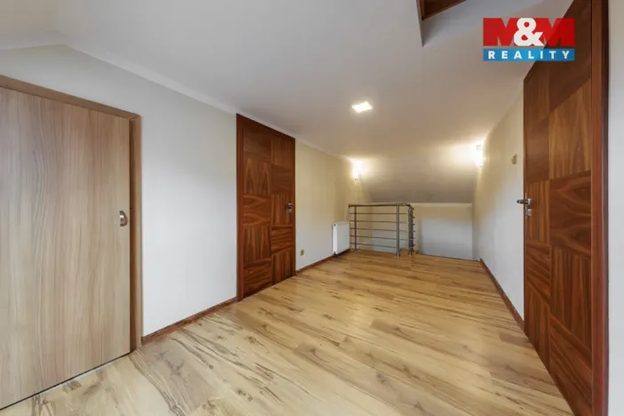 Prodej rodinného domu, Lomnice, Kraslická, 166 m2