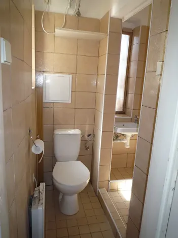 Pronájem bytu 2+kk, Praha - Vinohrady, Perunova, 29 m2