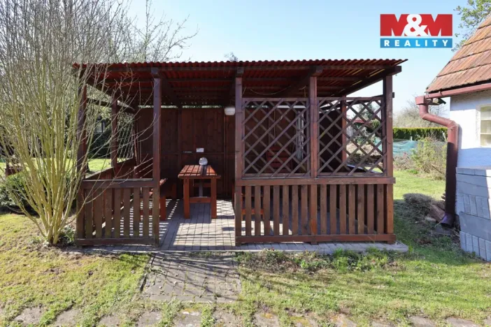 Prodej rodinného domu, Hněvkovice, 120 m2