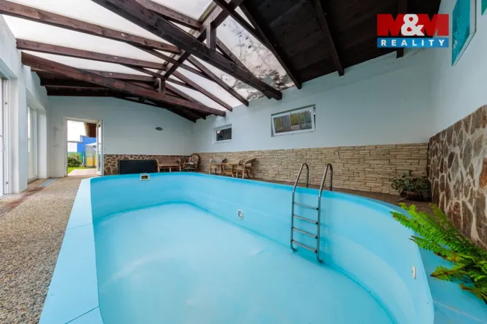 Prodej rodinného domu, Karlovy Vary - Dvory, Chebská, 228 m2