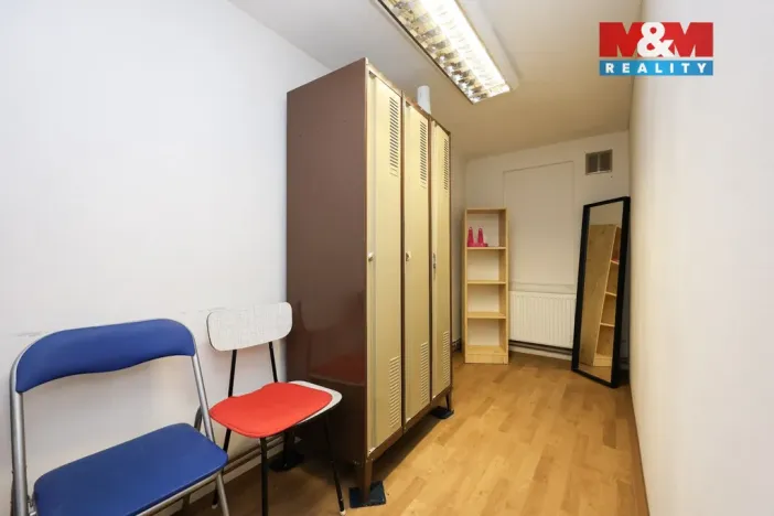 Pronájem skladu, Hlubočky, Fučíkova, 900 m2