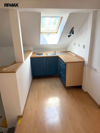 Pronájem kanceláře, Třebíč - Jejkov, Smila Osovského, 250 m2