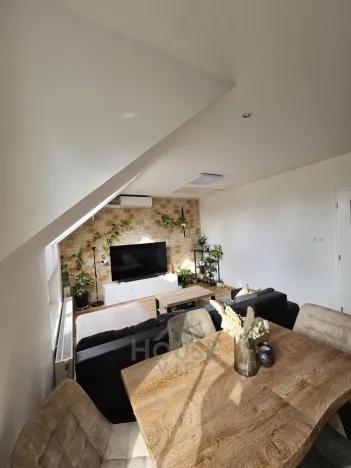 Prodej bytu 2+kk, Holubice, Za Dvorem, 63 m2