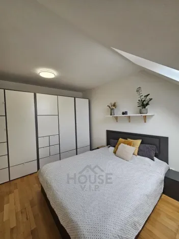 Prodej bytu 2+kk, Holubice, Za Dvorem, 63 m2