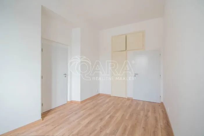 Pronájem bytu 4+kk, Dřevohryzy, 93 m2