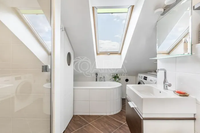 Prodej bytu 3+kk, Praha - Holešovice, Ortenovo náměstí, 72 m2