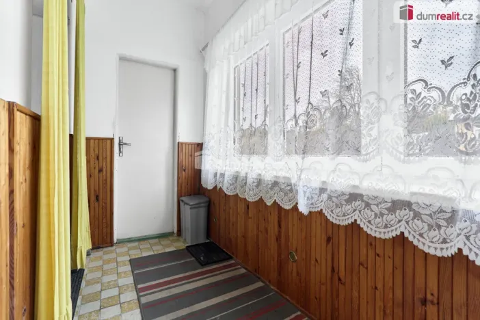 Prodej rodinného domu, Plesná, 120 m2