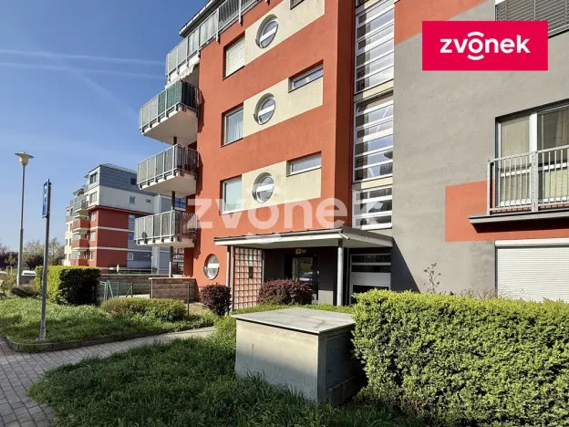 Pronájem bytu 2+kk, Zlín, Zelinova, 53 m2