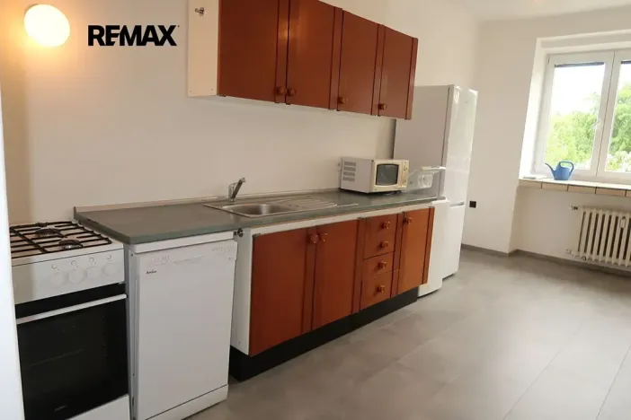 Pronájem bytu 2+1, Praha - Podolí, Podolská, 67 m2