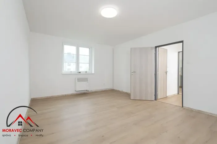 Pronájem bytu 1+1, Ostrava, Newtonova, 41 m2